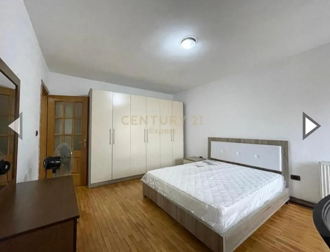 Maison Tirana Patza-Kuqani